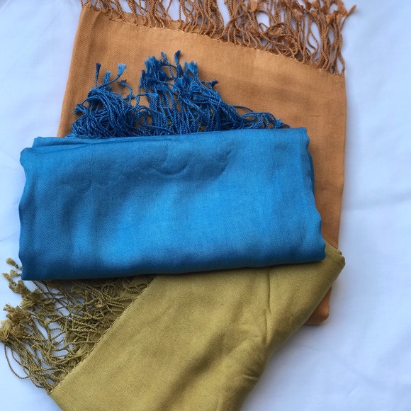 Silk shawls - Picture 7 of 8